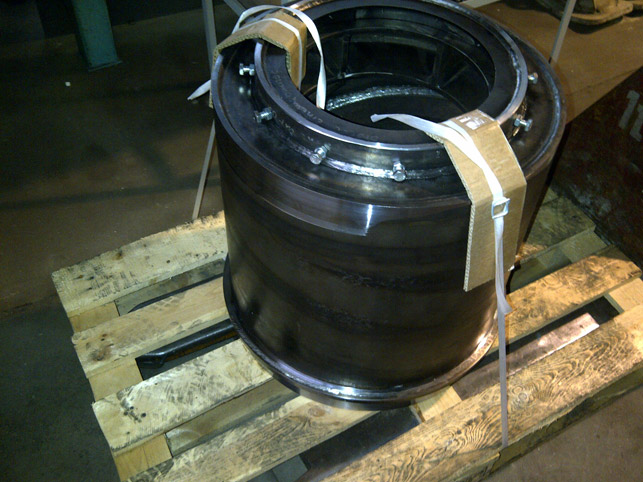 inlet bush for rod tube mill - geschweißt aus BRINAR 400, Ø590x560mm, 170kg