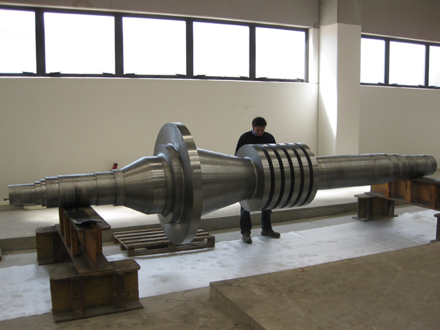 rotor for coal crusher - Schmiedestahl 16Mo3, 11.800kg, vorbearbeitet