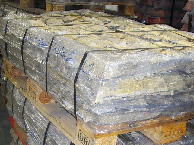 Messingblock - chargenweise transportfertig verpackt