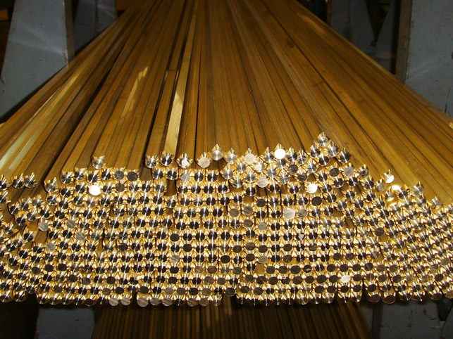 brass rods - square, drawn, chamfered ends, thermally stress relieved